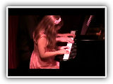 2012-12-18-06-emi3-piano